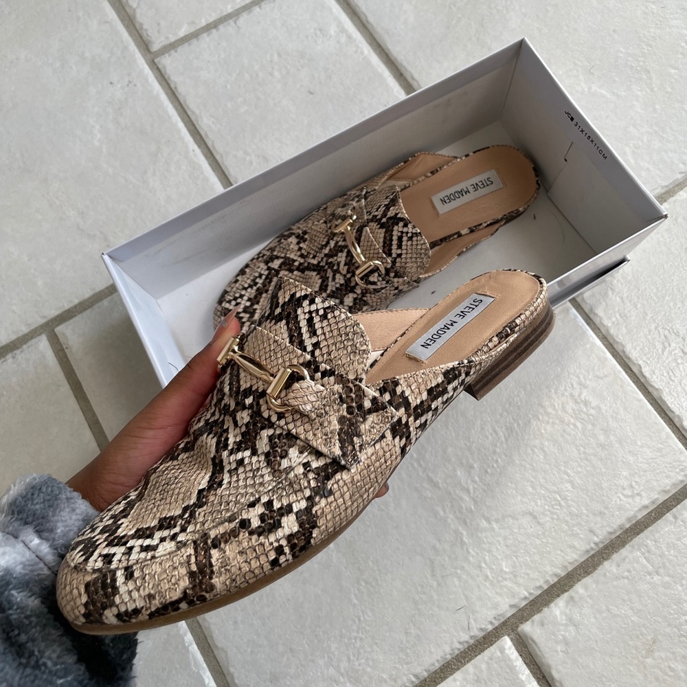 Steve Madden brown snake mules